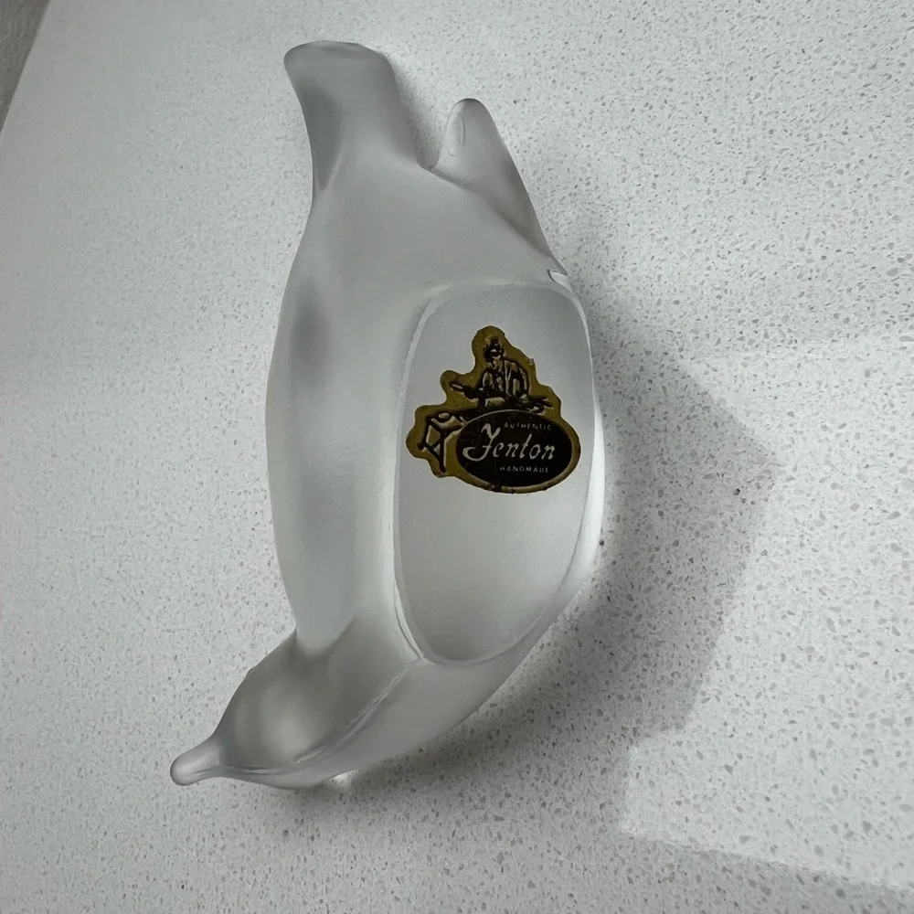 Vintage Fenton Frosted Satin Happiness Bird 1970s